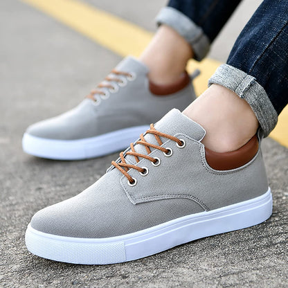 Sneakers décontractées homme style urbain polyvalent pour toutes occasions
