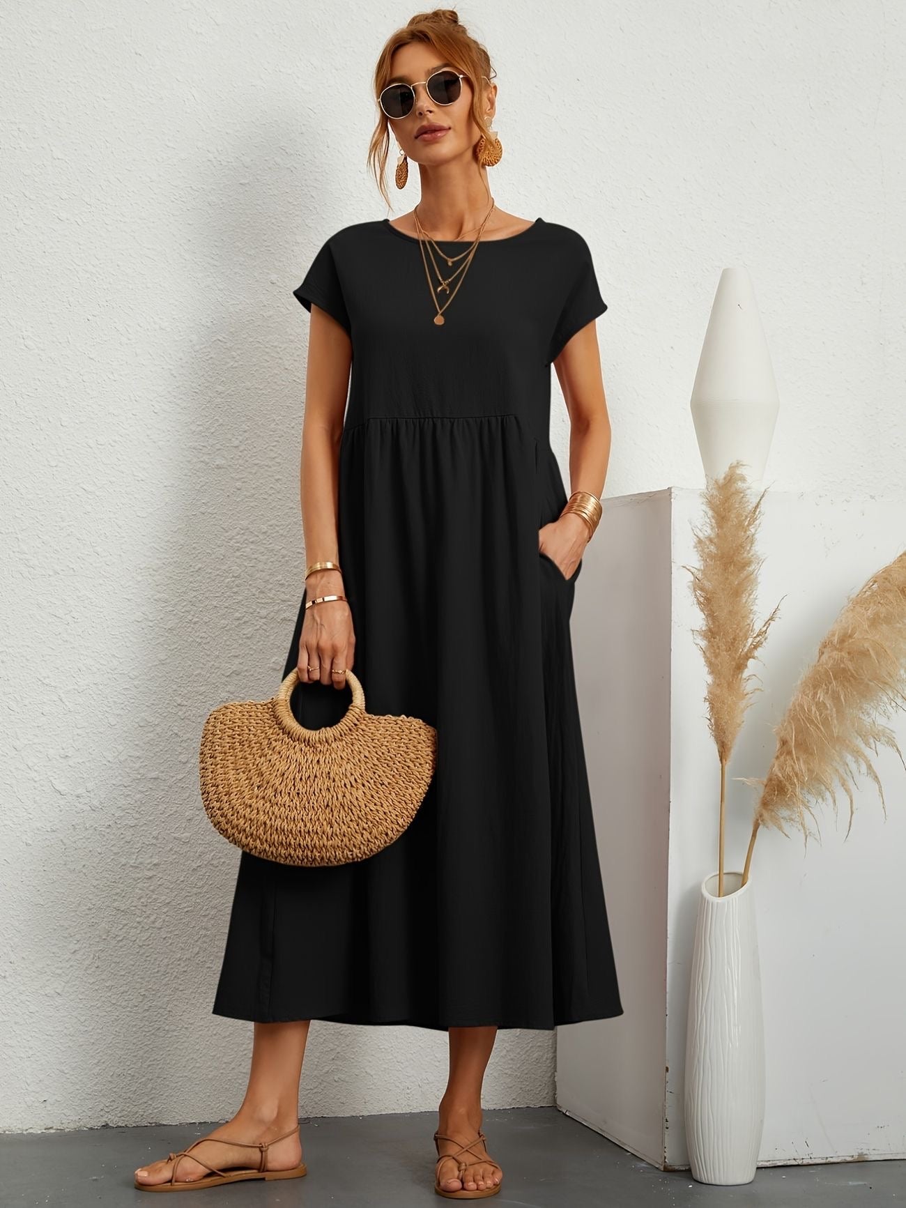 Élégante Robe Midi avec Poche à la Taille et Encolure Ronde