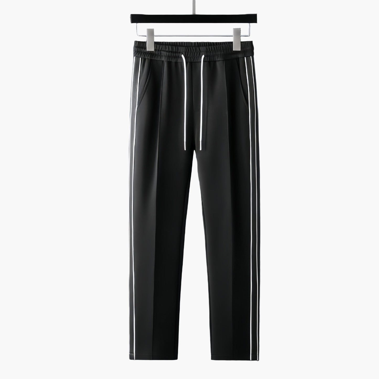 Survêtement homme style sportif moderne pour entraînement et loisirs