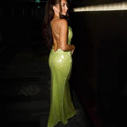 Chelsea – Robe Longue Sans Dos à Bretelles avec Sequins