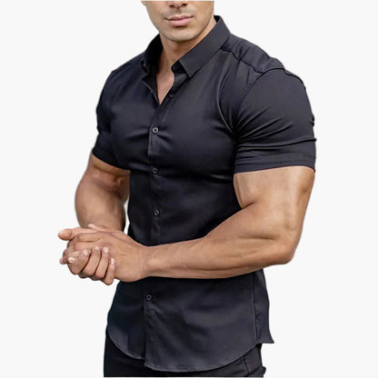 Chemise ajustée à manches courtes style moderne pour homme – Élégance polyvalente et allure athlétique