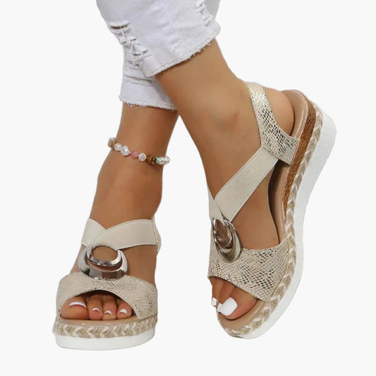 Kilehæl-sandaler dame trendy urban sommersstil