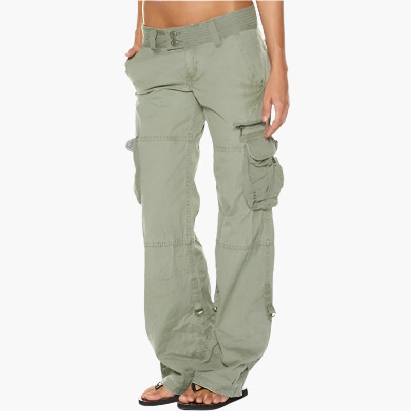 Pantalon cargo femme style utilitaire tendance et polyvalent