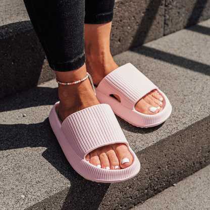 Jade – Chaussons Douillets Originaux pour Femmes