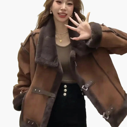 Veste femme style aviateur tendance pour look urbain décontracté