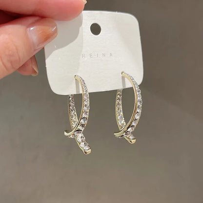 Jennifer – Boucles d'oreilles en zircon croix de luxe pour femmes