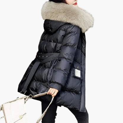Manteau doudoune femme à capuche avec col fourrure style urbain hiver chaud