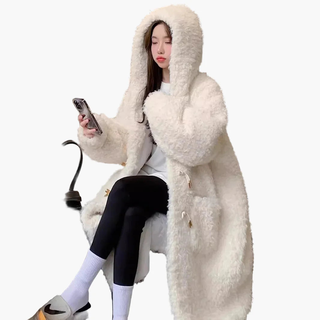Manteau long d'hiver femme style surdimensionné à capuche, look peluche élégant