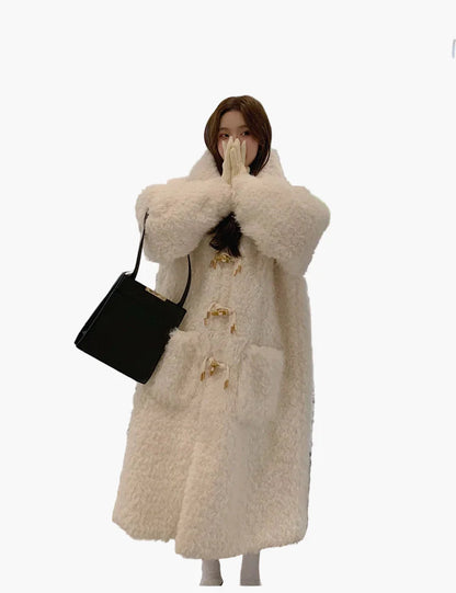 Manteau long d'hiver femme style surdimensionné à capuche, look peluche élégant