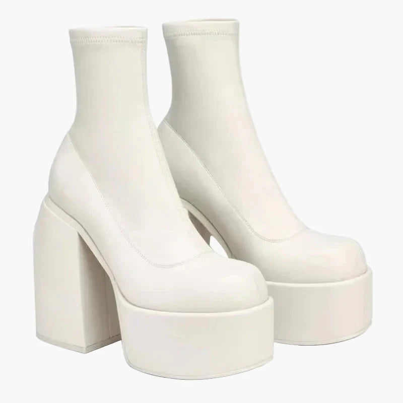 Bottes plateforme à talons hauts pour femme, style audacieux et tendance, idéale pour soirées et mode urbaine