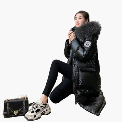 Manteau doudoune longue femme style urbain chic avec capuche à fourrure – Idéal pour l'hiver
