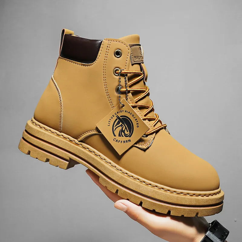 Bottes de randonnée robustes homme style urbain et aventure