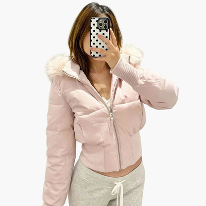 Veste doudoune femme style urbain à capuche, coupe cintrée et col en fausse fourrure pour l'automne et l'hiver
