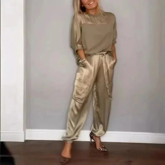 Megan – Ensemble Élégant en Satin pour Femmes