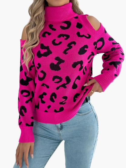 Pull femme tendance à épaules dénudées motif léopard style urbain