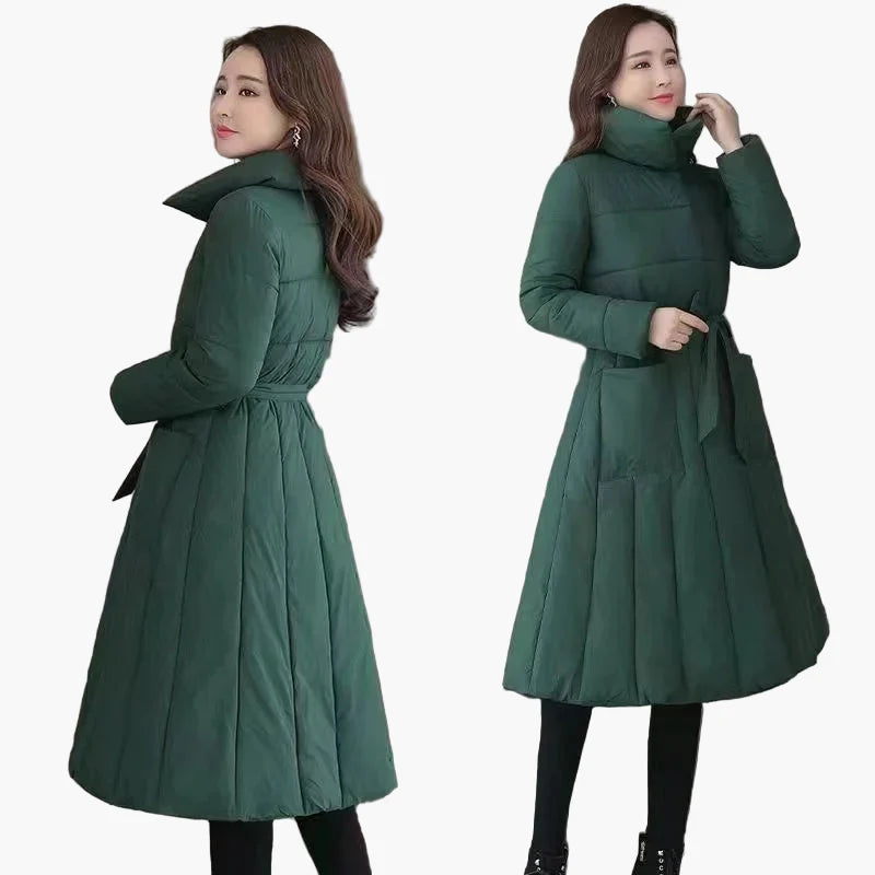 Manteau long femme élégant style doudoune matelassée pour hiver – coupe cintrée chic