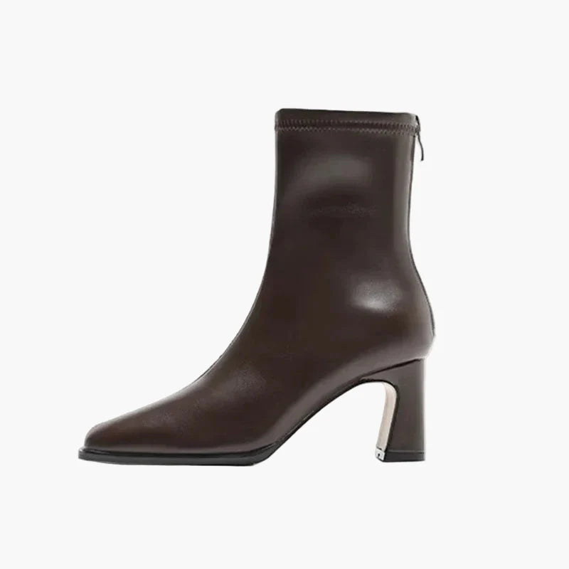 Bottines à talon carré pour femme élégantes et tendance