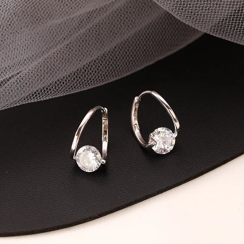 Margaret – Boucles d'Oreilles Créoles en Zircon en Argent Sterling