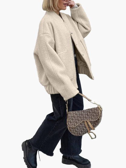 Veste femme décontractée style surdimensionné pour un look urbain tendance