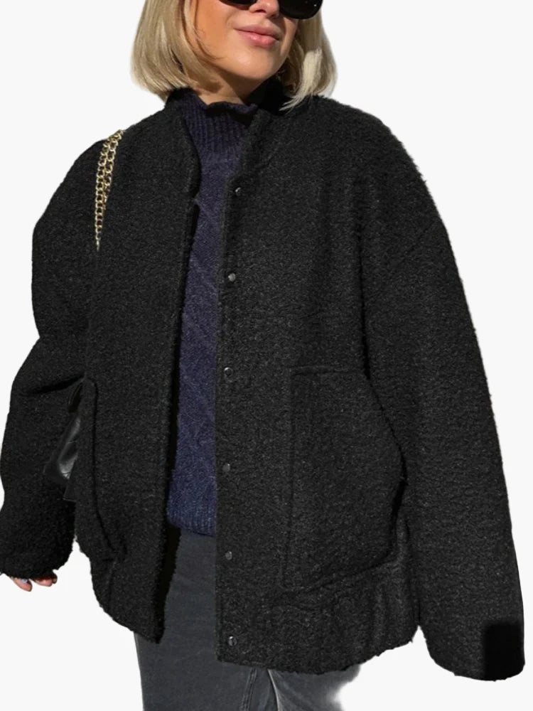 Veste femme décontractée style surdimensionné pour un look urbain tendance