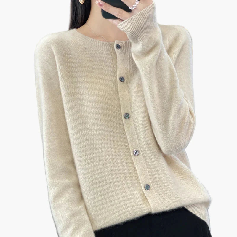 Cardigan élégant femme style décontracté parfait pour l'automne et l'hiver