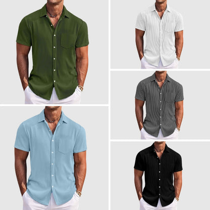 Chemise d'été à rayures pour homme style casual chic – manches courtes, col rabattu, poche poitrine, parfaite pour les sorties et les événements décontractés