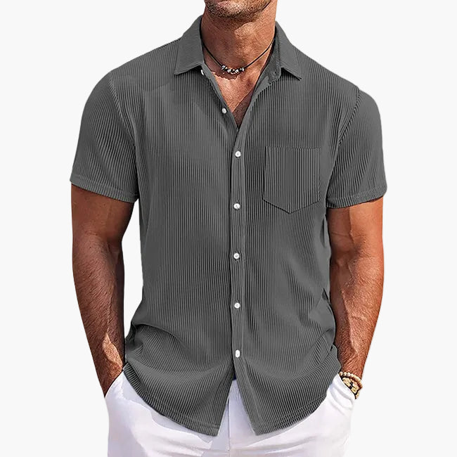 Chemise d'été à rayures pour homme style casual chic – manches courtes, col rabattu, poche poitrine, parfaite pour les sorties et les événements décontractés