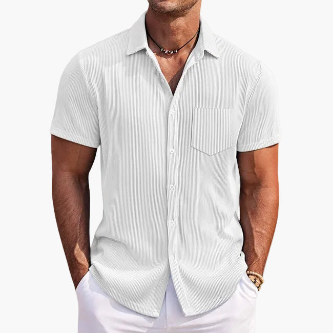 Chemise d'été à rayures pour homme style casual chic – manches courtes, col rabattu, poche poitrine, parfaite pour les sorties et les événements décontractés