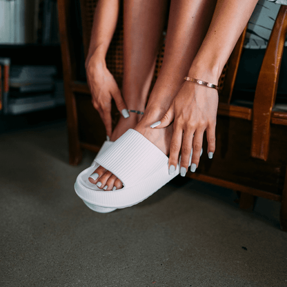 Jade – Chaussons Douillets Originaux pour Femmes