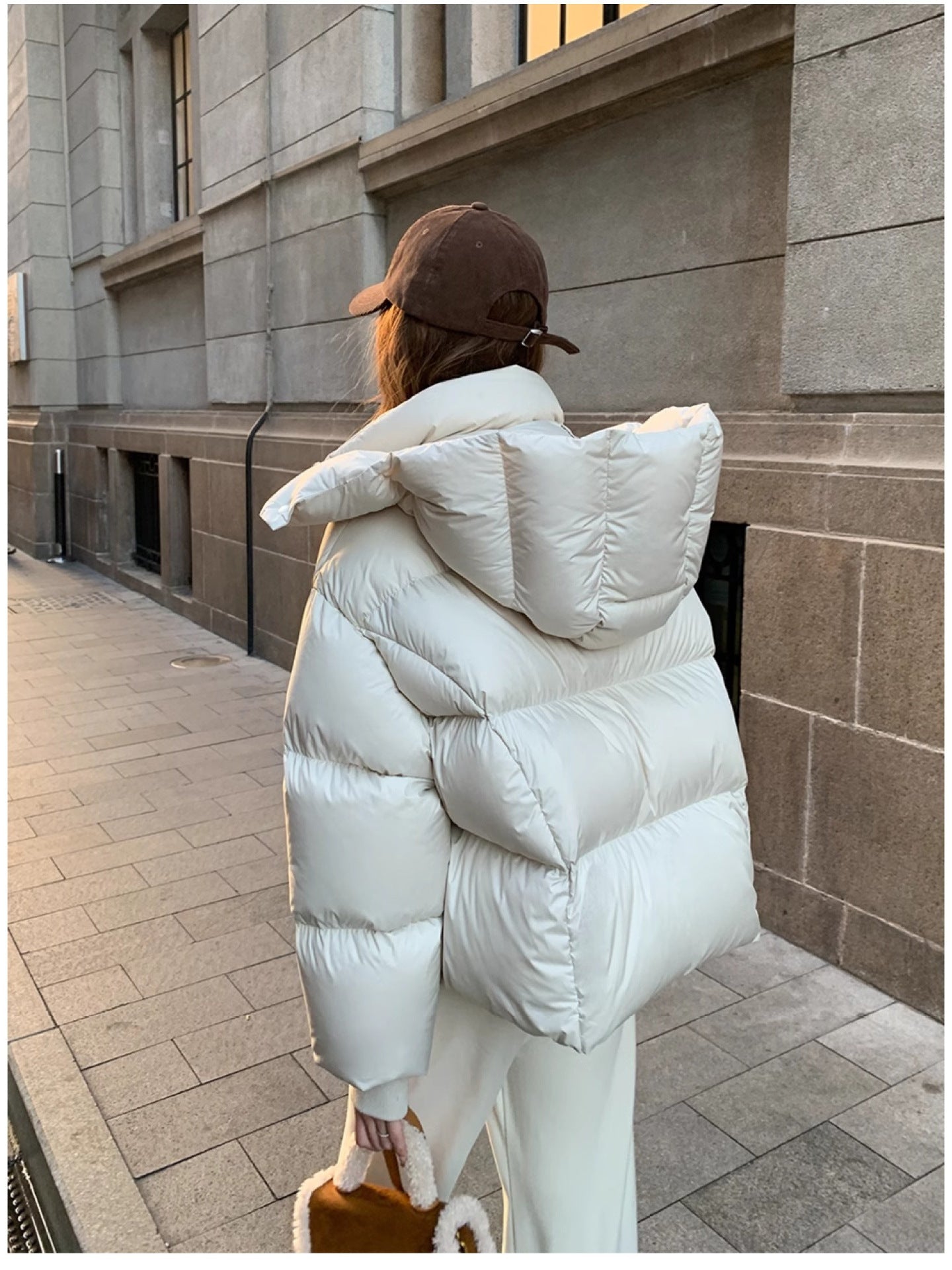 Merethe - Puffer-Winterjacke mit Kapuze für Frauen