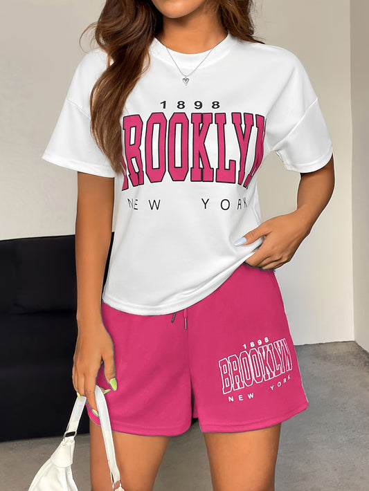 Ensemble décontracté femme style université avec t-shirt et short imprimé Brooklyn New York