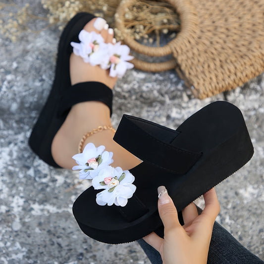 Sandales compensées fleuries pour femme style plateforme – Élégance estivale et confort moderne