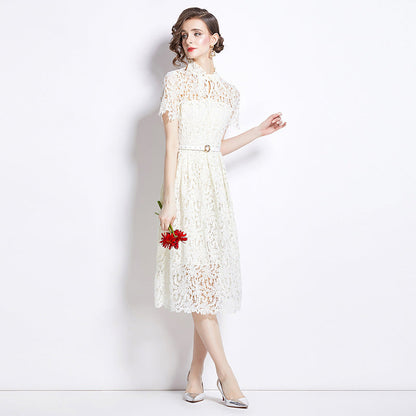 Robe élégante en dentelle mi-longue pour femme – Style soirée et cocktail chic