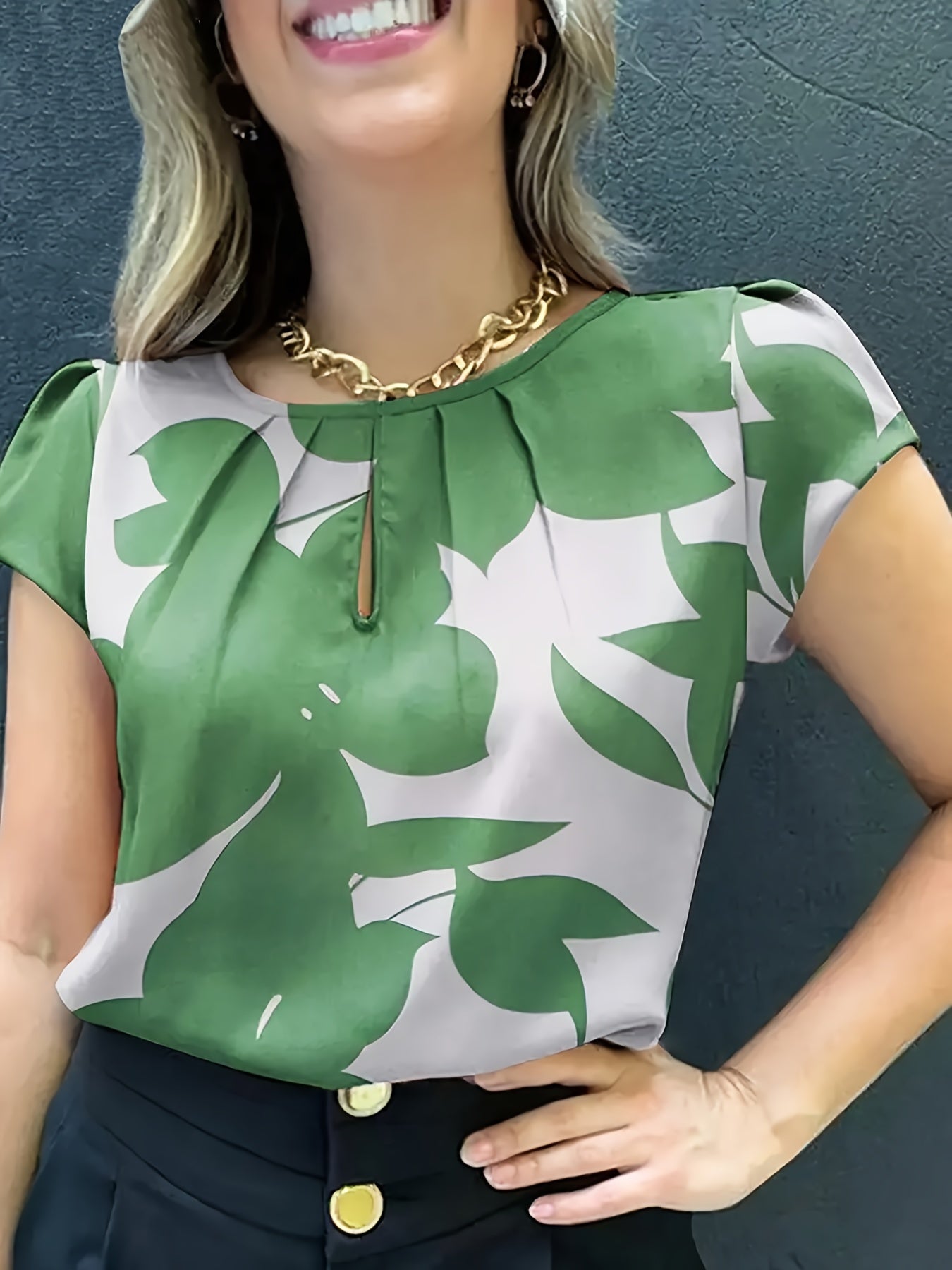 Blouse femme élégante à imprimé abstrait manches courtes style chic pour bureau et sorties