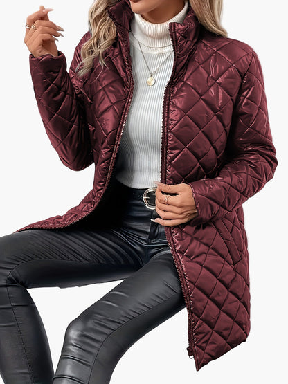 Manteau matelassé long femme style urbain chic pour l'hiver