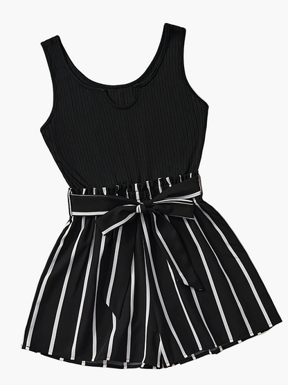Tuta corta elegante a righe da donna, stile casual estivo