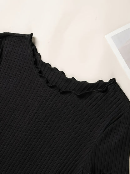 T-shirt til kvinder med korte ærmer i chic ribstrikket hverdagsstil