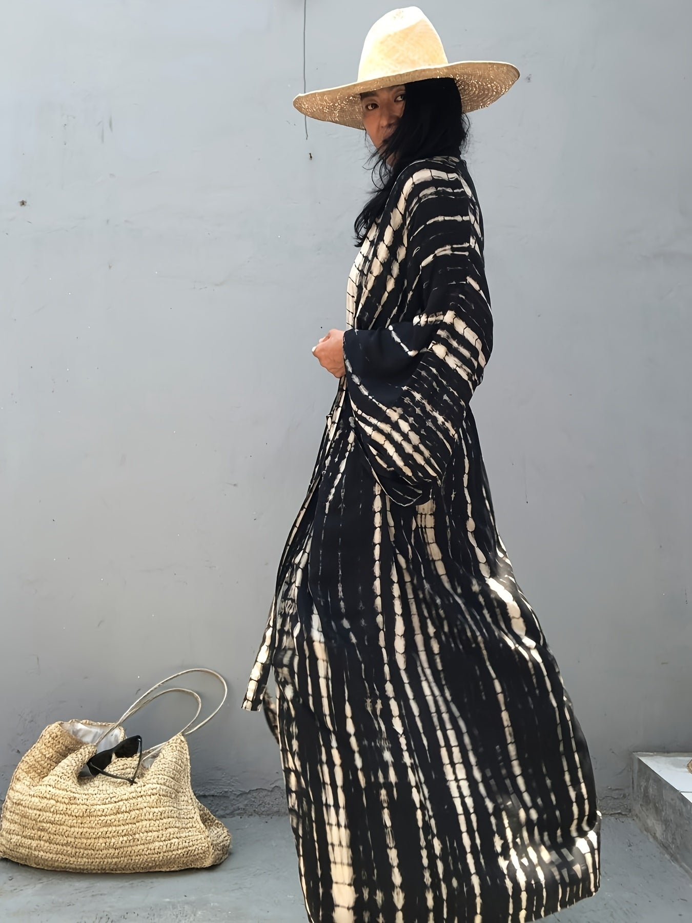 Długie kimono plażowe damskie w stylu boho chic na wakacje i basen