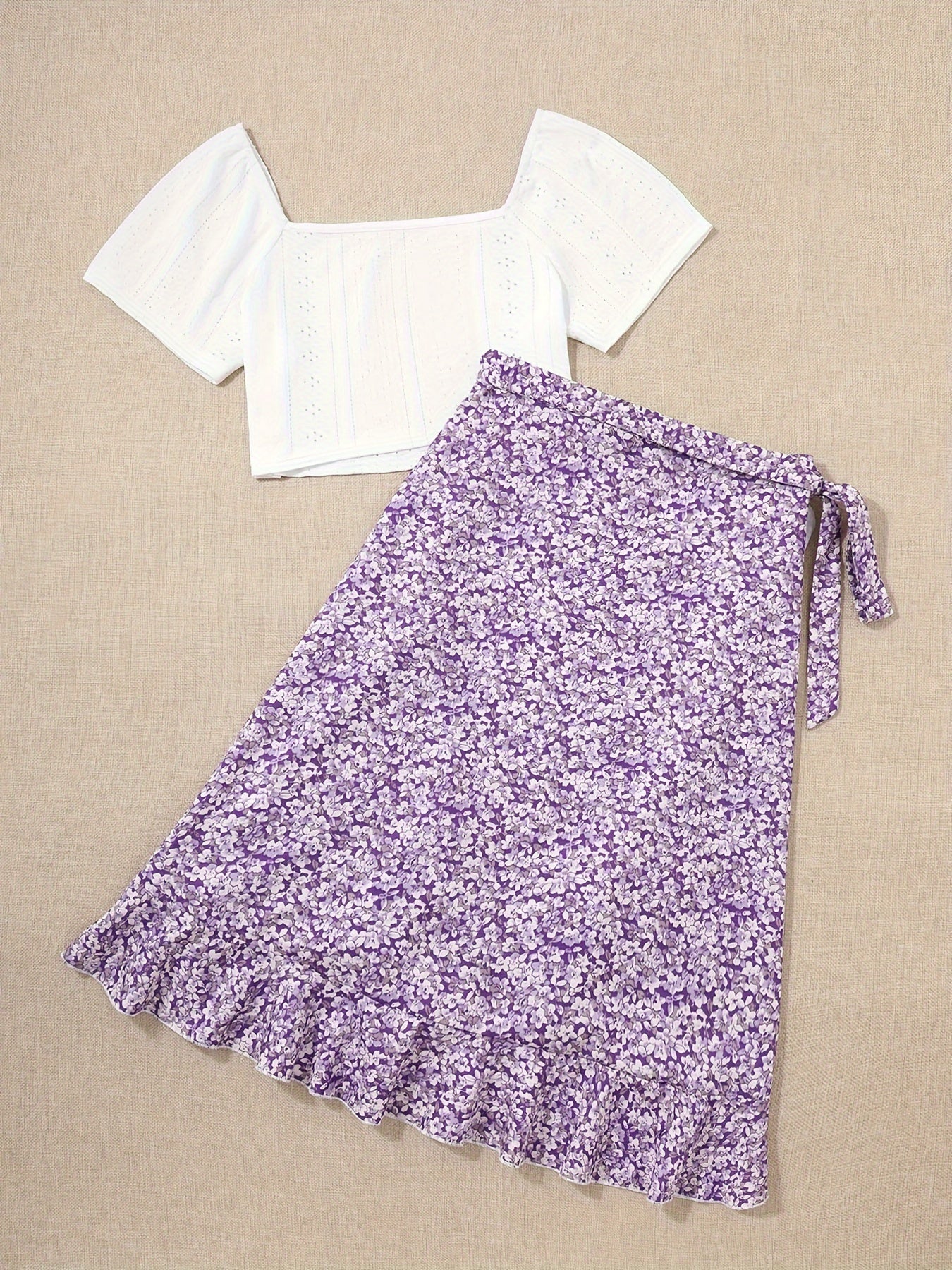 Damesensemble boho-chic stijl – Korte top met korte mouwen en bloemen wikkelrok