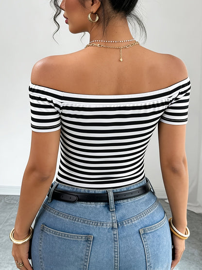 Top Women Off-Shoulder Bardot Style Striped – Elegant and Modern for Casual or Chic Look