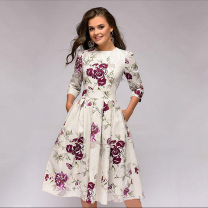 Robe femme élégante à fleurs style rétro mi-longue pour occasions spéciales