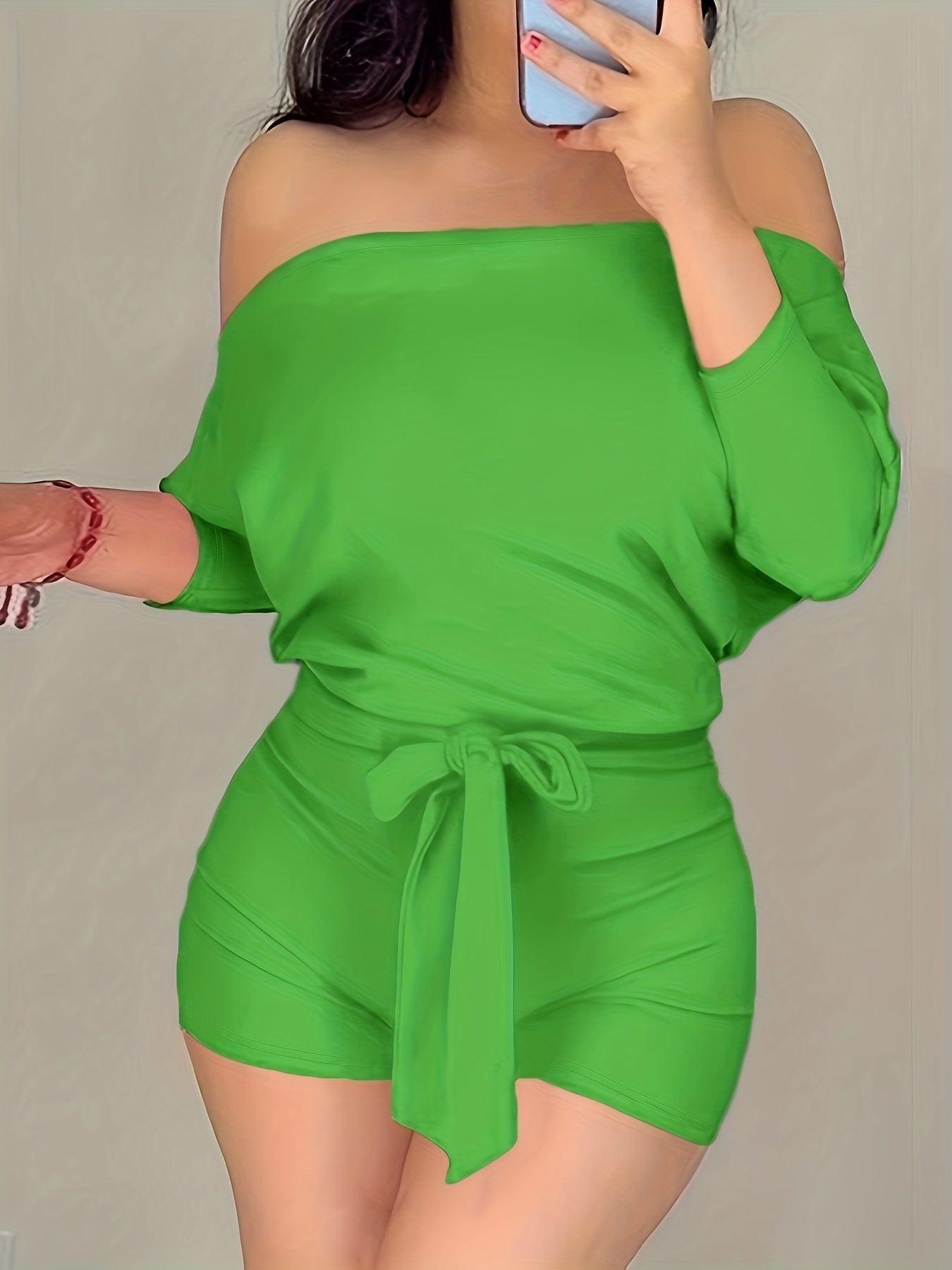 Avslappnad kort jumpsuit för kvinnor i Bardot-stil med långa ärmar för sommaren