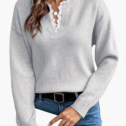 Pull élégant femme col V avec détail dentelle, manches longues, coupe ample, style casual chic pour automne/hiver
