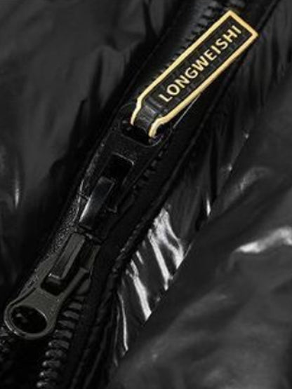 Manteau long doudoune à capuche style casual pour homme, idéal pour l’hiver urbain