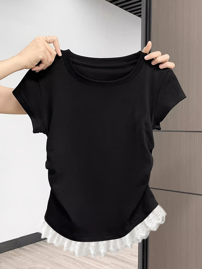 Camiseta femenina elegante de manga corta con detalle plisado y acabado de encaje – Estilo casual y chic