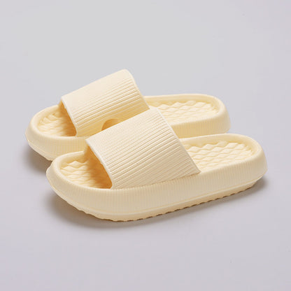 Marion – Chaussons Maison Antidérapants à Rayures Rhombiques