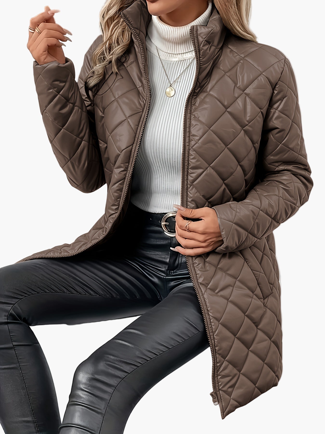 Manteau matelassé long femme style urbain chic pour l'hiver