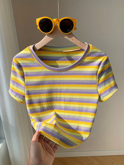 T-shirt rayé à manches courtes pour femme, style décontracté et tendance, parfait pour l'été