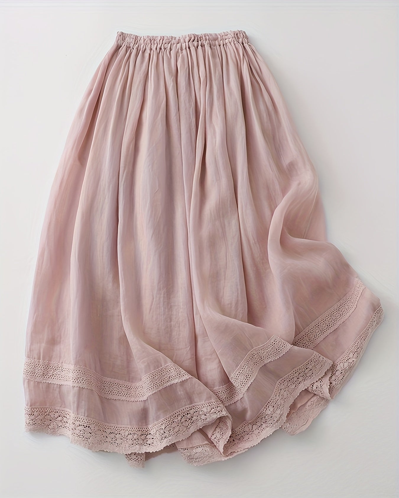 Jupe longue femme style bohème avec dentelle, élégante et fluide pour l'été