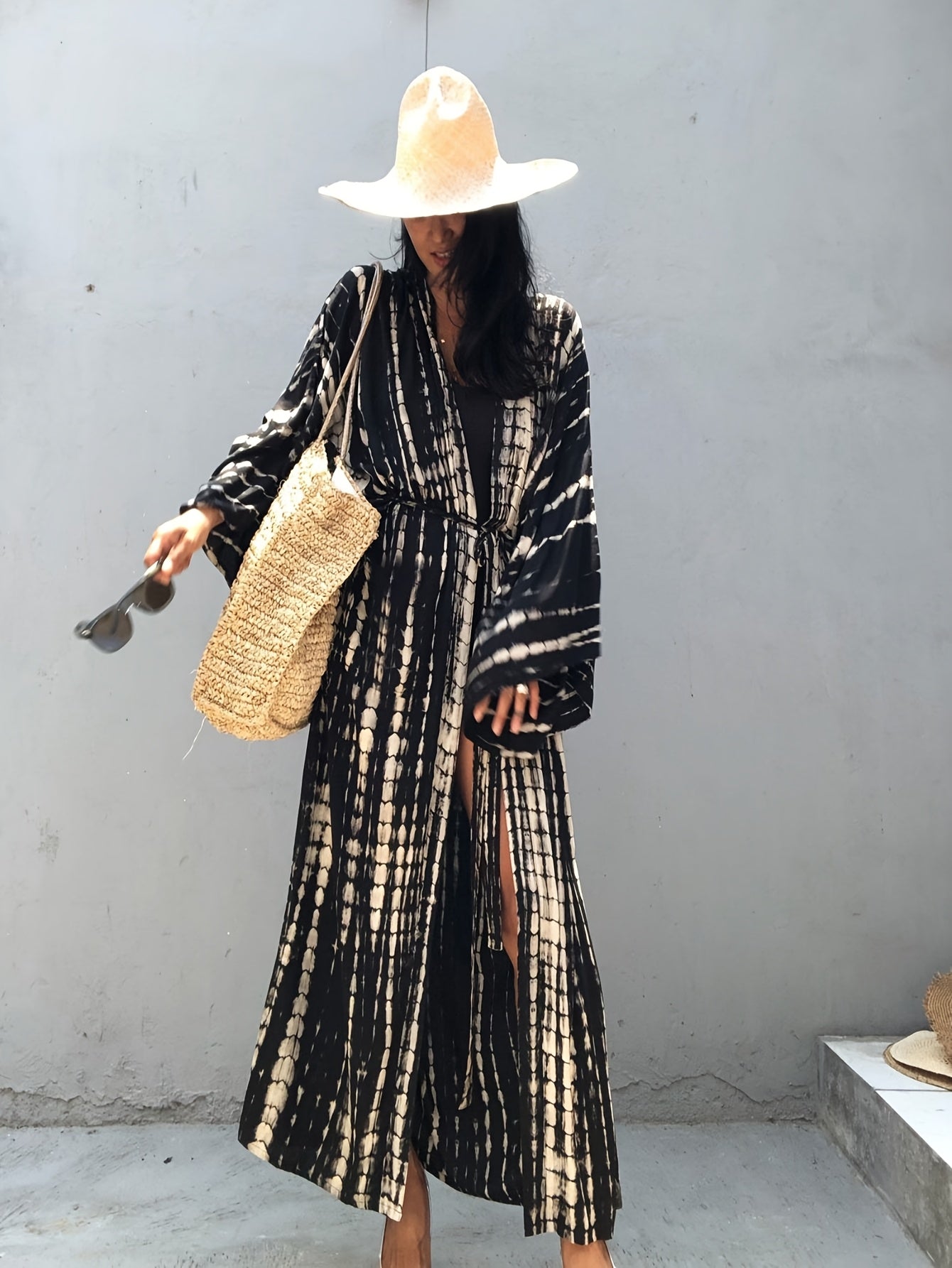 Długie kimono plażowe damskie w stylu boho chic na wakacje i basen